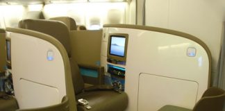 Business Class on the 777 aircraft Picture:http://flickr