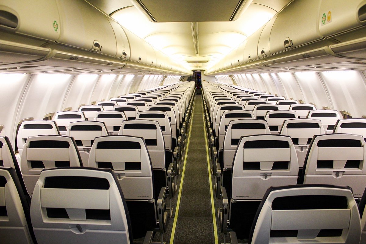 Avelo-Airlines-737-Cabin