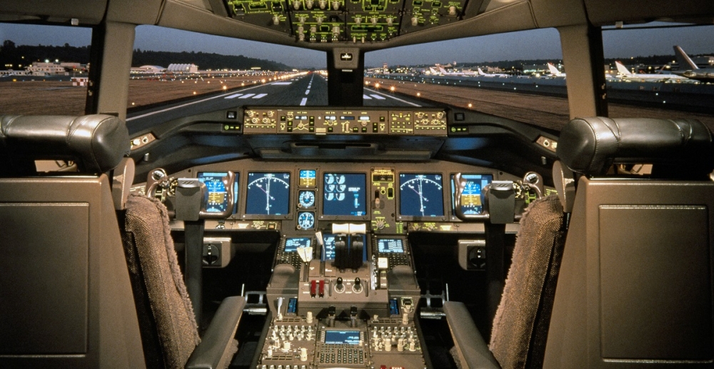 Boeing cockpit re-evaluate