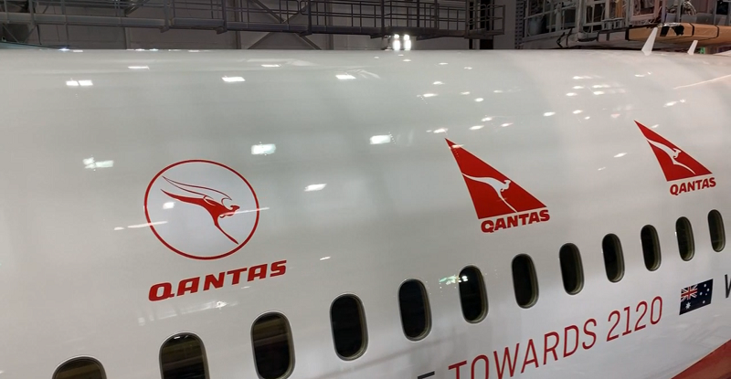 Qantas livery 100th