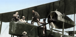 Ross and Keith Smith with Vickers Vimy